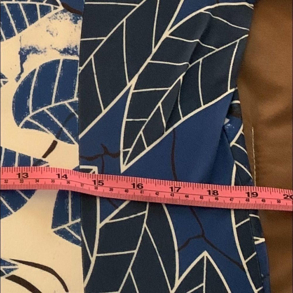 ASYMMETRIC HEM MIDI DRESS - Picture 9 of 10